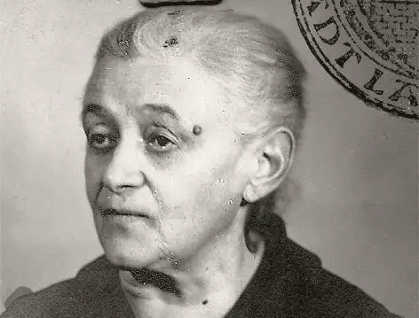 Helene Emsheimer, geboren am 18.2.1876, Deportation nach Gurs, am 12.9.1941 Deportation nach Drancy, von dort am 12.9.1942 Depor