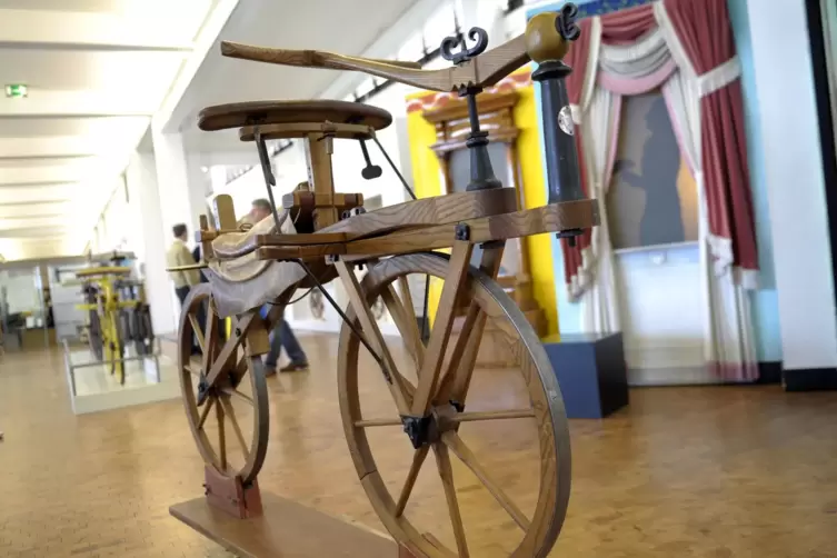 Innovation hat in Mannheim Tradition: Hier hat Karl von Drais im 19. Jahrhundert das Ur-Fahrrad erfunden.