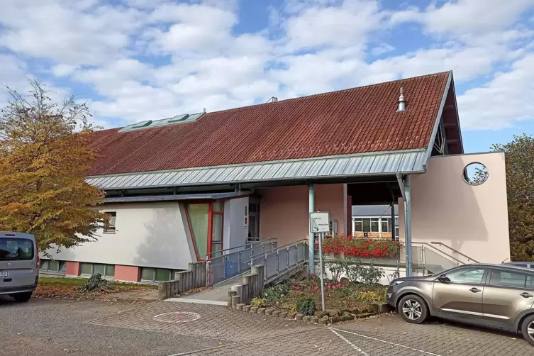 Das Dellfelder Bürgerhaus soll eine Photovotaikanlage aufs Dach bekommen. 