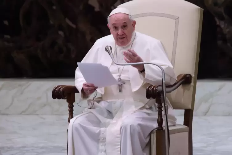 Papst Franziskus hat sich für eine rechtliche Absicherung für gleichgeschlechtliche Partnerschaften ausgesprochen.
