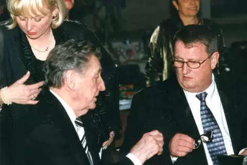 Gute Freunde: Fritz Walter und Hans-Peter Schössler (rechts).