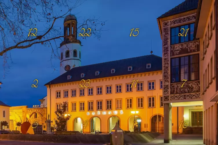 Das Frankenthaler Rathaus ziert in diesem Jahr den beliebten Adventskalender.