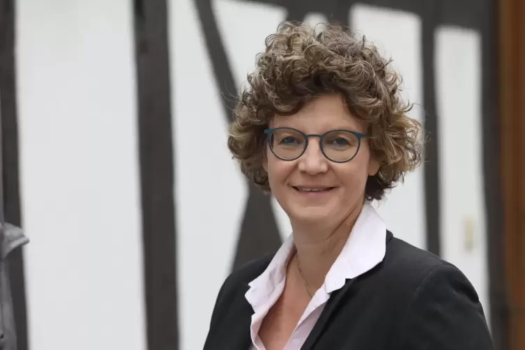 Alexandra Hirsch wird Ortsbürgermeisterin in Rheinzabern. 