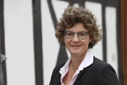 Alexandra Hirsch wird Ortsbürgermeisterin in Rheinzabern. 