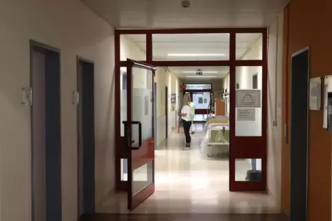 Im Landkreis sind an beiden Kliniken die Notaufnahmen geöffnet. Unser Bild zeigt die Notaufnahme in Kandel. 