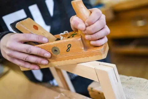 Die Handwerkskammer der Pfalz verzeichnet gute Zahlen bei Ausbildungen im Zimmerer-Handwerk. 