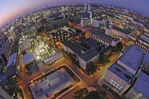 Ein Blick über das Ludwigshafener BASF-Werk.