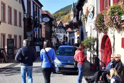 St. Martin: Viel Betrieb in den engen Gassen. 