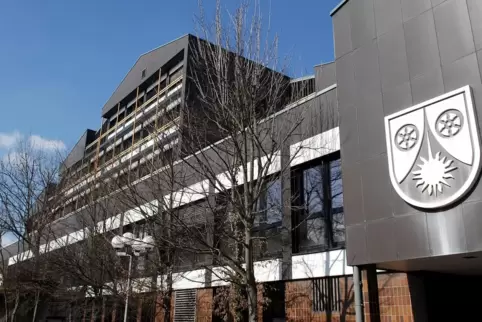 Die Kreisverwaltung in Kirchheimbolanden. Die Kreisverwaltung in Kirchheimbolanden.