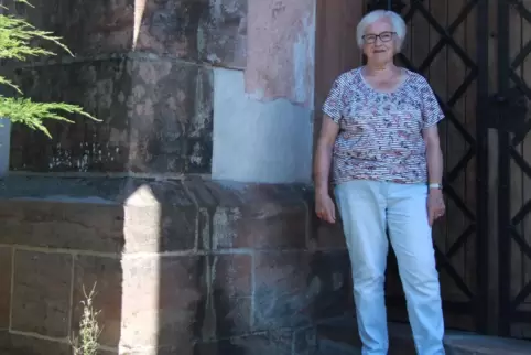 Die evangelische Kirche spielt eine große Rolle im Leben von Mathilde Zeiler. Dort wurde sie getauft und konfirmiert, und sie ha