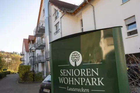 Der Senioren-Wohnpark in Lauterecken beklagt sogar einen Corona-Todesfall.