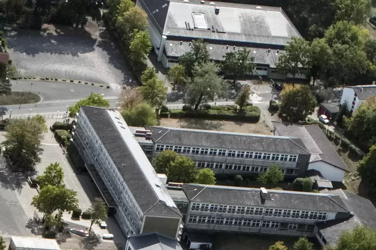 Mittlerweile schon mehrfach betroffen: die IGS Eisenberg. Der Schulelternbeirat bekannte sich zuletzt gegen die Maskenpflicht. 