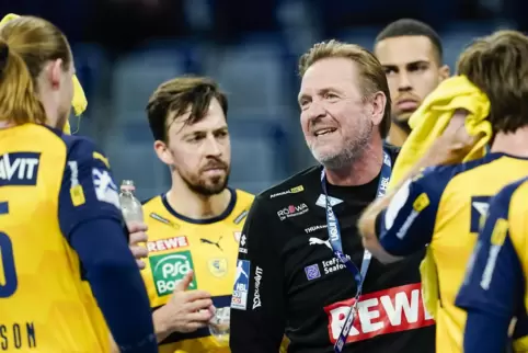 Fahren am Samstag nicht nach Minden: Löwen-Trainer Martin Schwalb und seine Spieler.