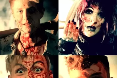 Zombie-Parade: Szenenbild aus dem Musikvideo „Generation Z“ der Mannheimer Punkrock-Band Alarmbaby um Sängerin Mary-Anne Brölloc