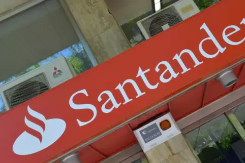 Die spanische Banco Santander hat mit der Übernahme des Kerngeschäfts des insolventen Zahlungsabwicklers Wirecard 1300 Arbeitspl