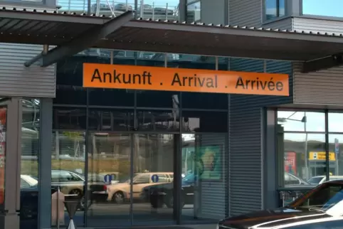 Der Saarbrücker Flughafen war am 3. November Ziel eines Hackerangriffs.