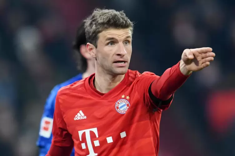Einer der Akteure beim Vorlesetag: Fu&szlig;baller Thomas M&uuml;ler.