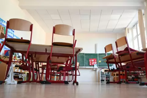 Die Klassenzimmer sollen während der zweiten Corona-Welle nicht leer bleiben, so der politische Wille der Landesregierung. Eine 