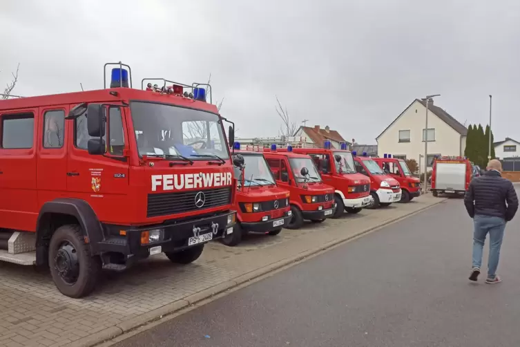 Im Einsatz waren die Feuerwehren von Althornbach, Battweiler, Contwig, Dellfeld, Dietrichingen, Gro&szlig;bundenbach, Gro&szlig;steinhausen,