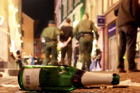 Die Polizei löste in Mannheim und Heidelberg in der Nacht auf Samstag etliche Partys auf.