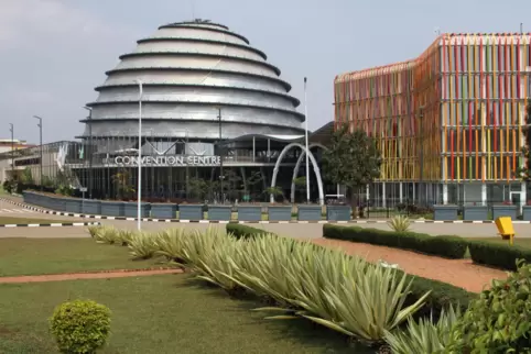 Lockdown in Ruanda: Auch im modernen Konferenzzentrum in Kigali herrschte Leere. 