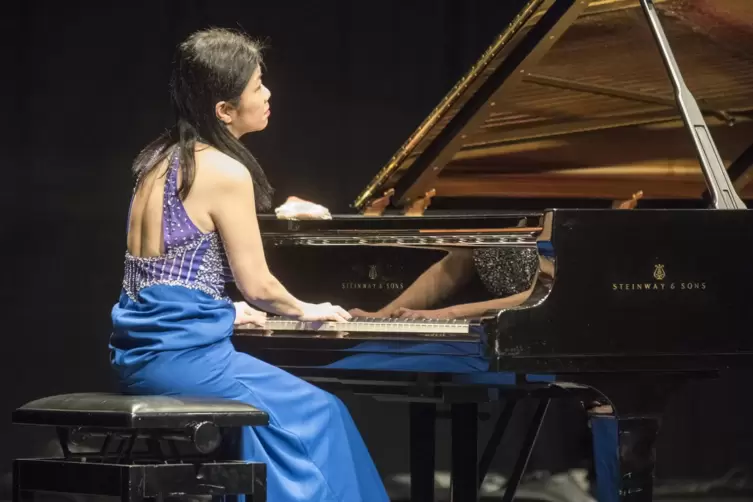 Gerngesehener und häufiger Gast am Fruchthallen-Flügel: die in Kaiserslautern lebende und wirkende Pianistin Sachiko Furuhata-Ke