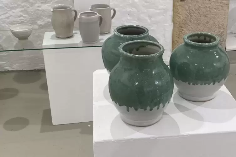 Auch klassische Gebrauchskeramik hat Friederike Zeit im Repertoire. 