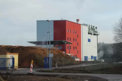 Das Biomasseheizkraftwerk in Enkenbach-Alsenborn: Um die Angelegenheiten der Werke wird sich Bürgermeister Alter kümmern, sein B