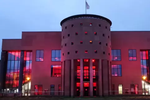 Bleibt mindestens bis 1. Januar geschlossen: das Pfalztheater in Kaiserslautern.