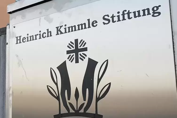 Die Town & Country-Stiftung lobt die Sprachförderung der Heinrich-Kimmle-Stiftung in deren Kita St. Elisabeth. 