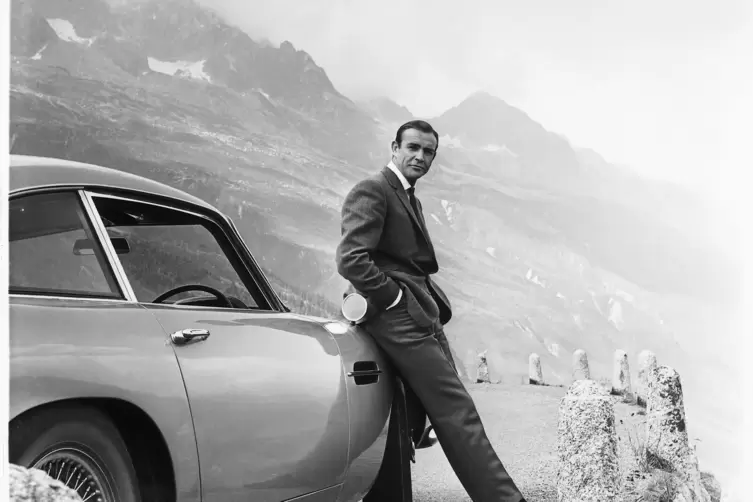 Ohne die Vorarbeit des &bdquo;Playboy&ldquo; kaum denkbar: Sean Connery als James Bond.