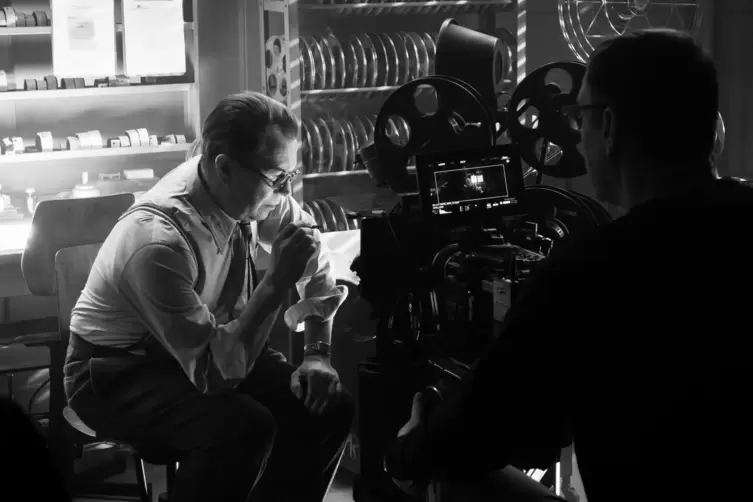 Am Set: Gary Oldman als Herman J. Mankiewicz. 