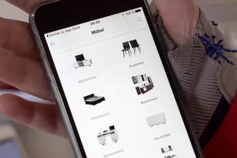 Nicht mehr unbedingt ins Möbelhaus gehen, sondern die Teile per Internet aussuchen und bestellen: Das ist jetzt in Mode gekommen