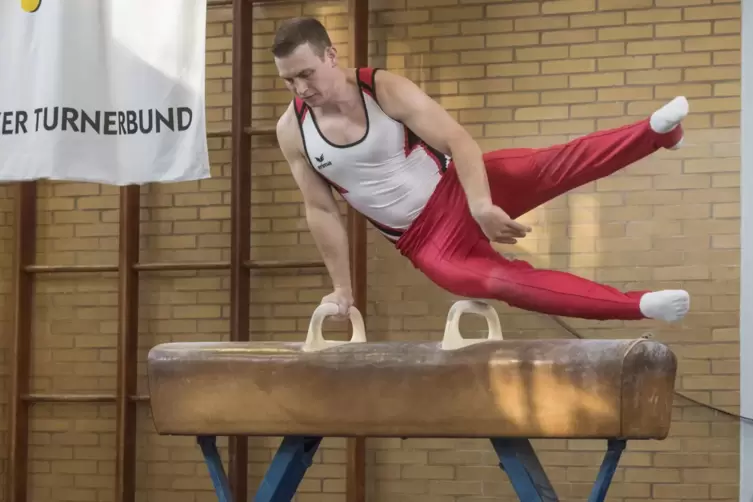 Achim W&auml;tzold, erfolgreicher Turner. F&uuml;r ihn ist gesunde Ern&auml;hrung wichtig.