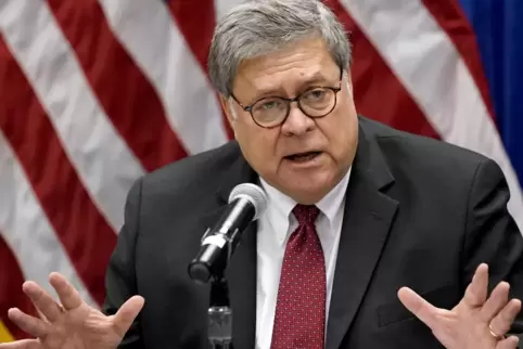 Justizminister William Barr geht auf Distanz zu US-Präsident Donald Trump, dem er bisher auf unterwürfige Art gedient hat. 