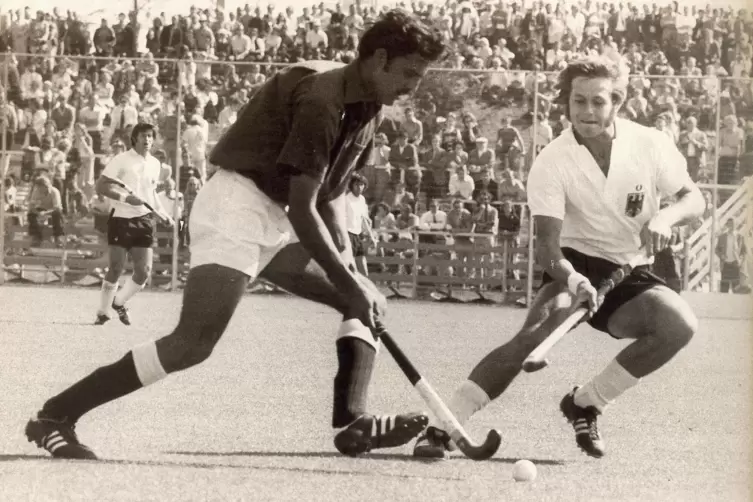 Sein größter Erfolg: Peter Trump (rechts) im Endspiel der Olympischen Sommerspiele 1972 in München. Deutschland bezwang Pakistan
