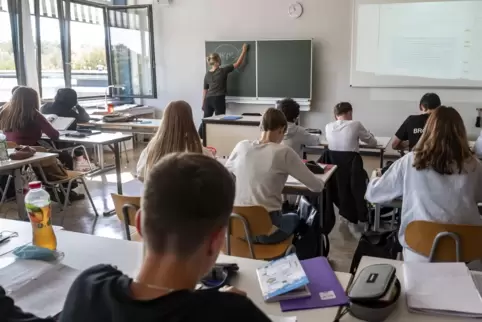 Kleinere Klassen sollen ab Montag in weiterführenden Schulen in Frankenthal das Infektionsrisiko mindern. 