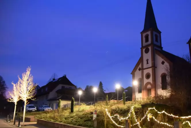 Das Pfarramt Schönau-Rumbach, zu dem auch die Gemeinde Ludwigswinkel gehört, plant mehr Gottesdienste als sonst.