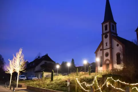 Das Pfarramt Schönau-Rumbach, zu dem auch die Gemeinde Ludwigswinkel gehört, plant mehr Gottesdienste als sonst. 