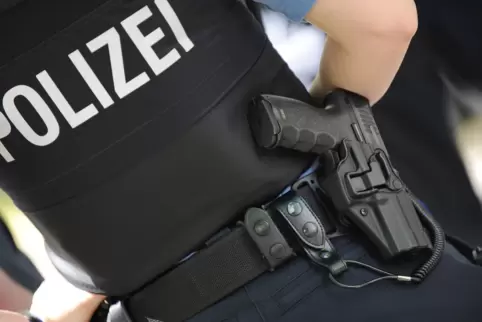 Die bisherigen Schusswaffen der Polizei sollen ergänzt werden.