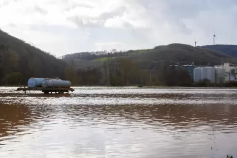 Das Hochwasser aus der Lauter im Februar 2020 bei Rutsweiler.