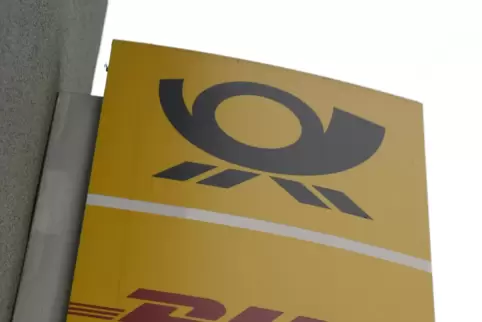 Der in der Postfiliale Eingeschlossene bat auf einem Zettel um Hilfe.