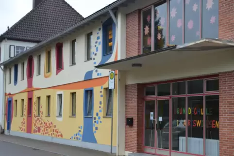 Fenster an der Grundschule Wilgartswiesen sollen ausgetauscht werden. 