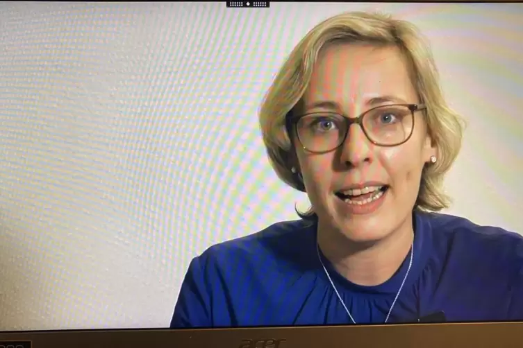 Spricht in einem Videoclip &uuml;ber die Bedeutung des Pionier Quartiers f&uuml;r Speyer: Oberb&uuml;rgermeisterin Stefanie Seiler. 