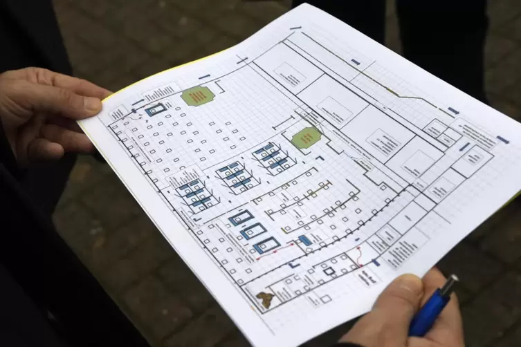 1200 Quadratmeter Platz f&uuml;r das Impfzentrum und seine Mitarbeiter: der Aufbauplan.