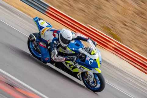 Ralf Weitlauff auf seiner BMW S1000 RR. 
