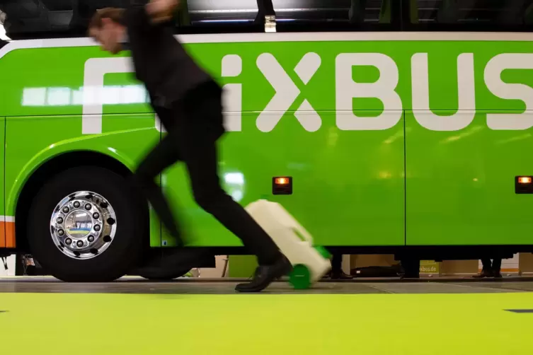 „Bitte verzichtet auf nicht dringend notwendiges Reisen“, rief Flixbus-Geschäftsführer André Schwämmlein die Kunden am Dienstag 