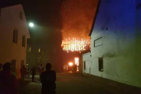 Der brennende Dachstuhl. 