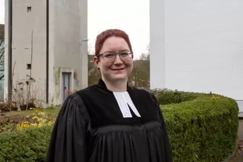  Hatte ihre Arbeit in der Christuskirchengemeinde bereits zum 1. Juli angetreten: Pfarrerin Kira Seel. 