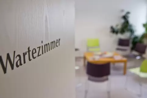 Alles ist anders: Die Praxen sind so organisiert, dass sich kaum noch Patienten begegnen.